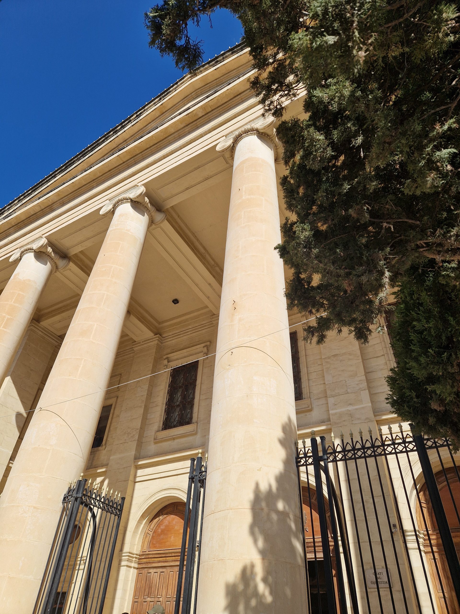 Malta Courts